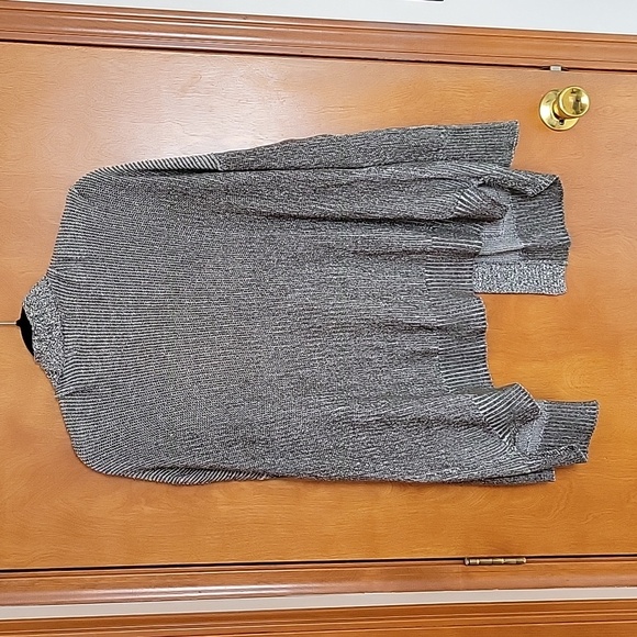 American eagle outfitters cardigan sweater. - Picture 3 of 10
